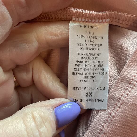 Onyx Coral Tank W/Crochet Lace batwing Poncho Style Overlay Pearl Feature Top 3X - Picture 6 of 7